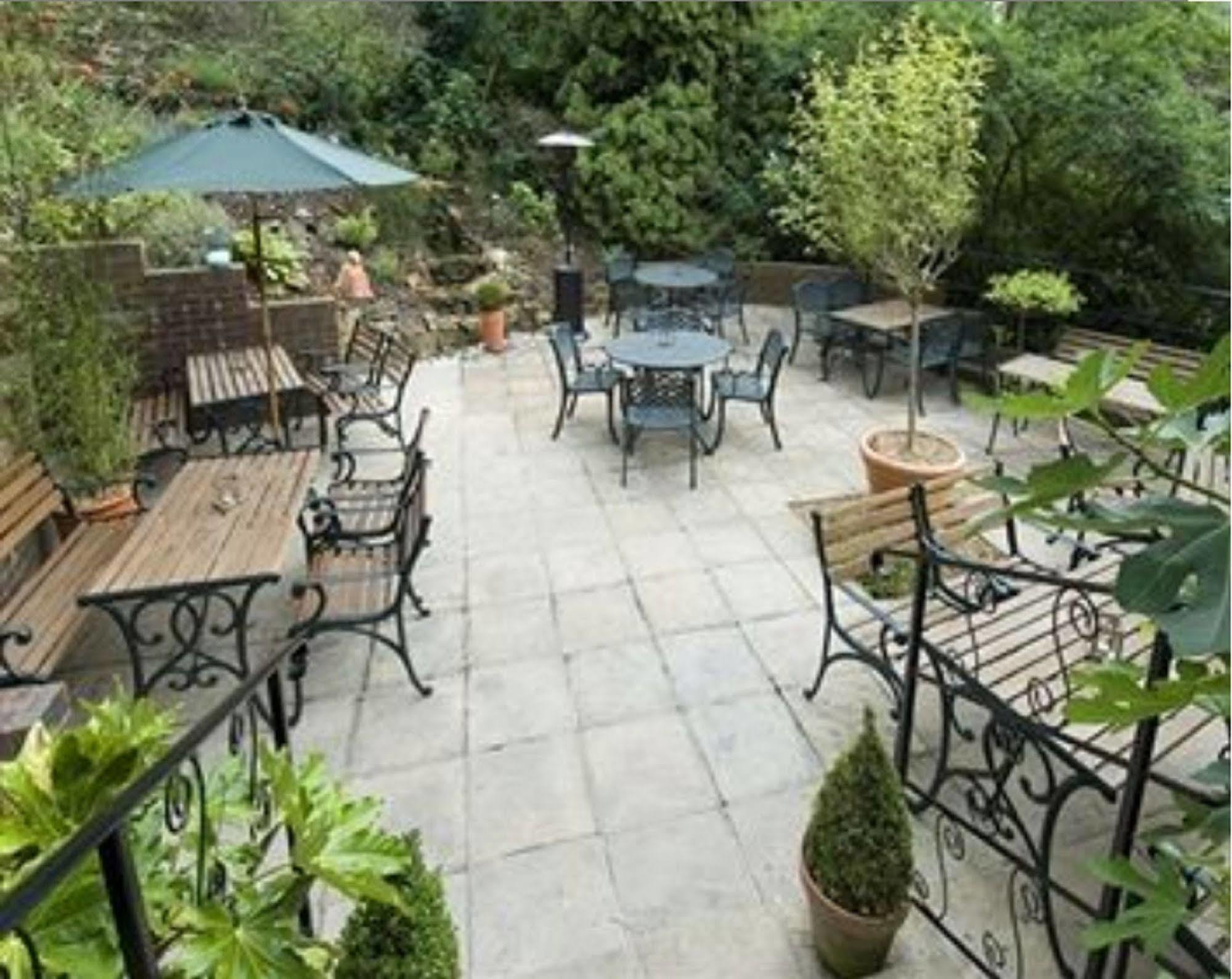Tunbridge Wells Retreat Otel Restoran fotoğraf