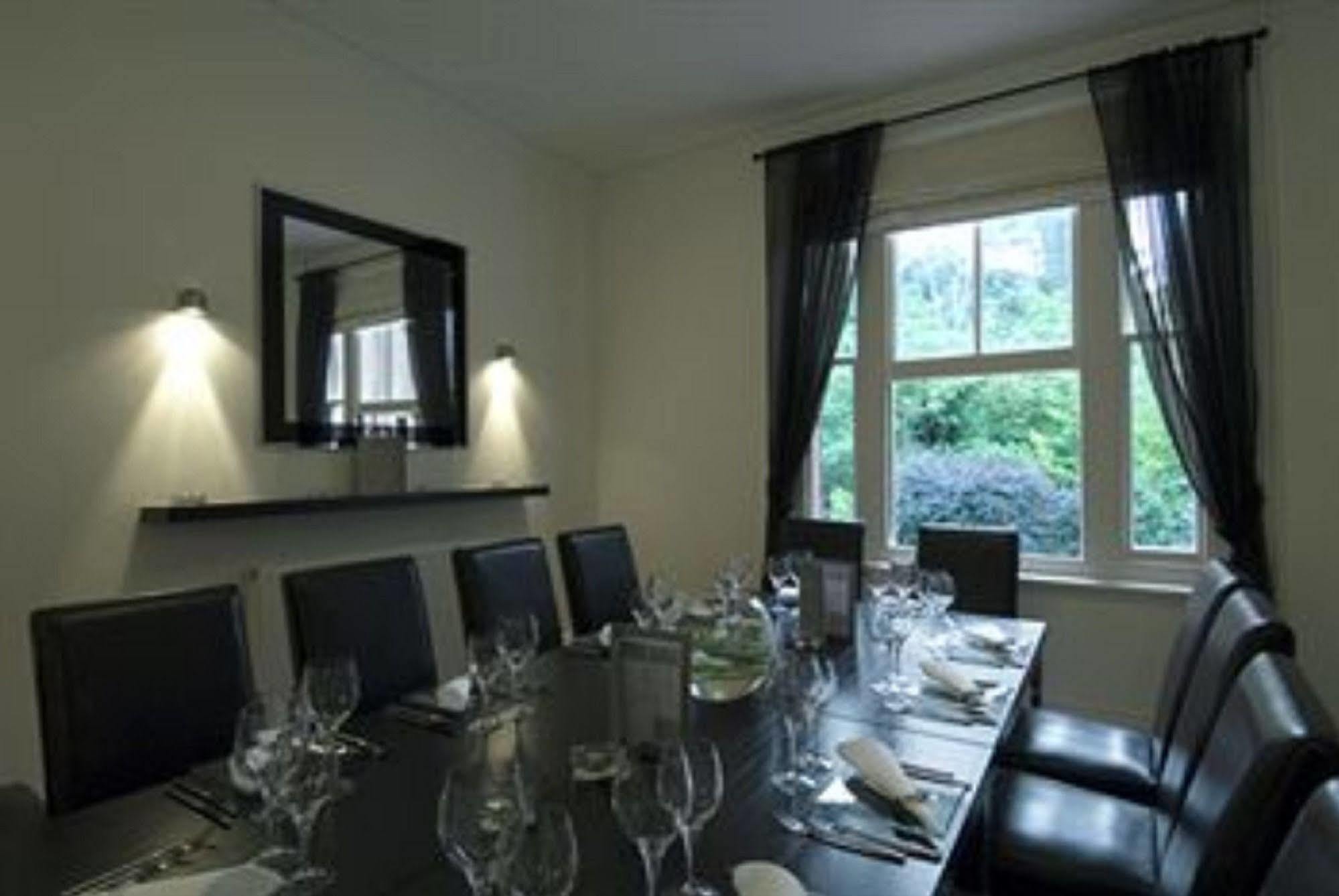 Tunbridge Wells Retreat Otel Restoran fotoğraf